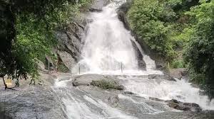 kaviyaruvi aliyaru.jpg